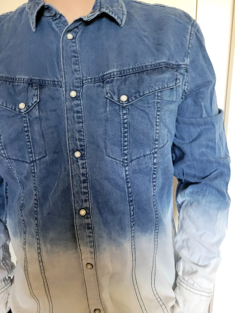 William Rast Blue-to-White Ombre Denim Shirt Jacket Size L